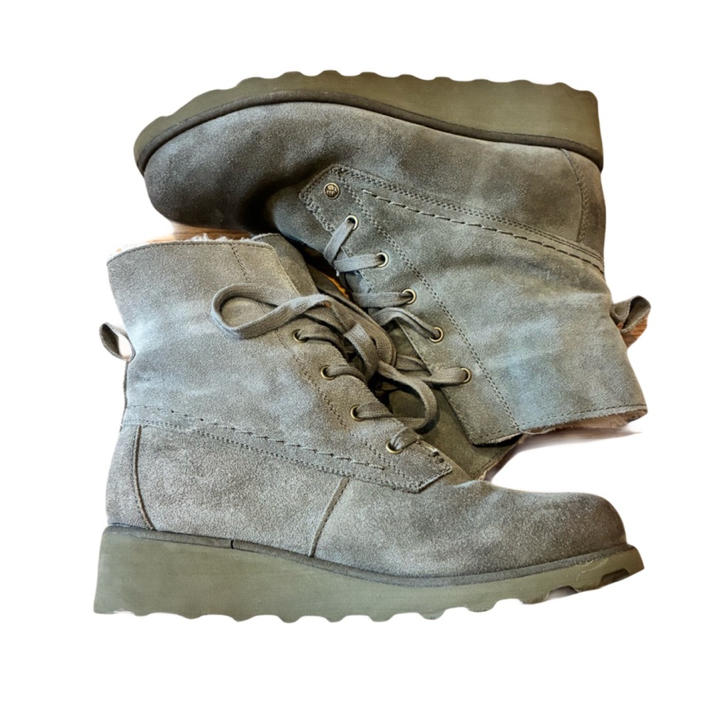 BearPaw Krista Boots, Sz. 8, Green Cow Suede, Wool Blend Lining, Lace Up Boots